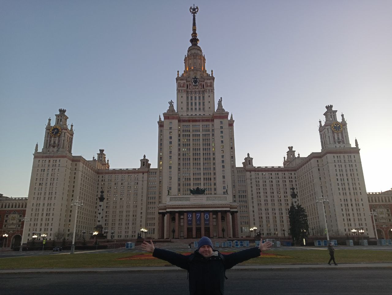 photo 5400224847444967316 y