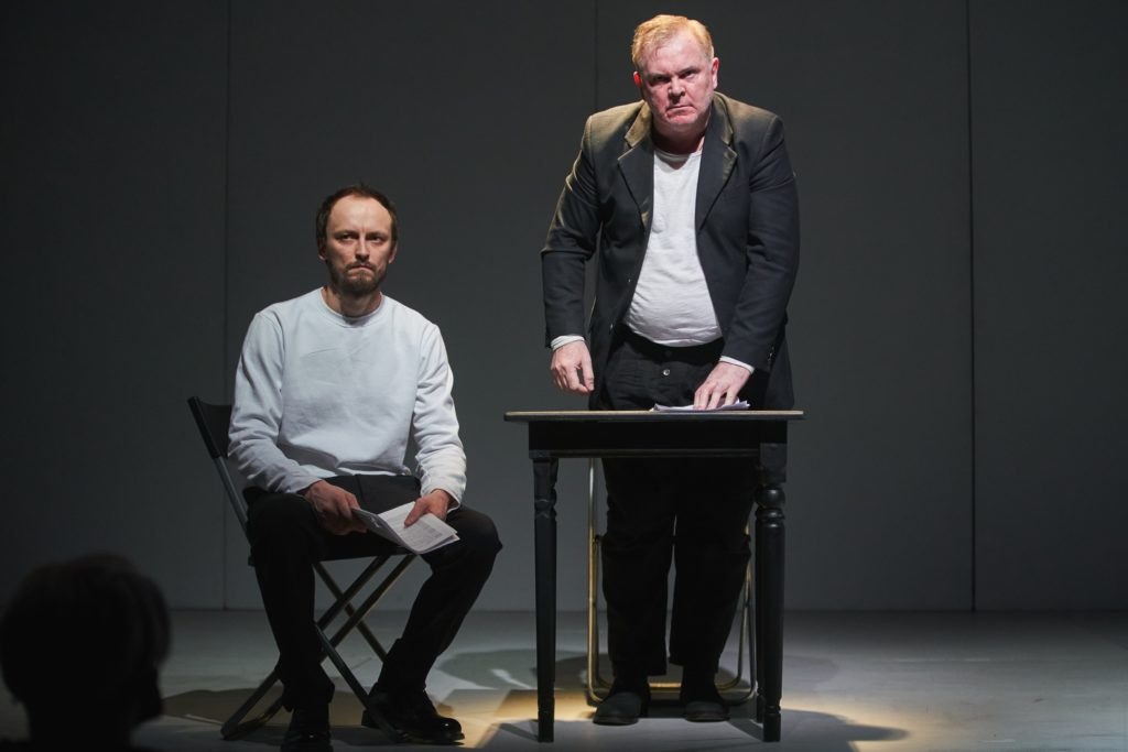 photo 5400224847444967372 y