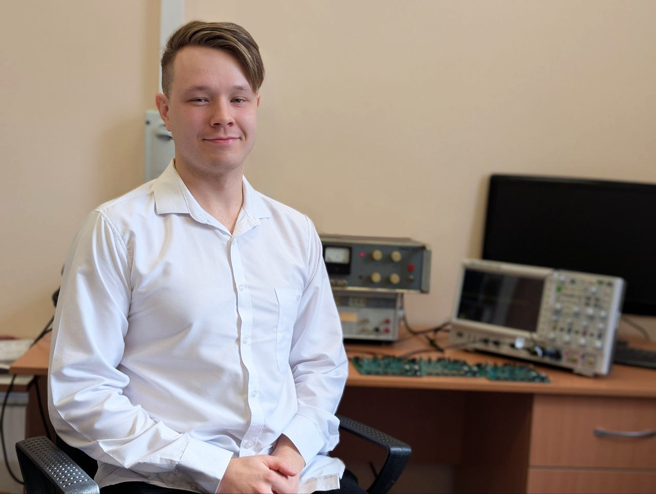 photo 5436098587554604444 y.jpg